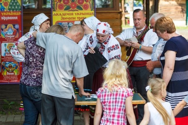 Як лучани День кума святкували. ФОТО