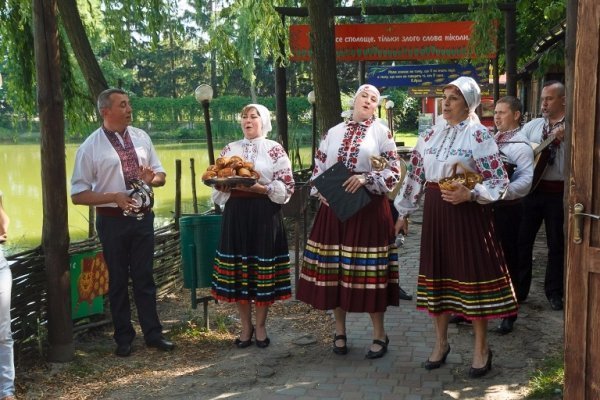 Як лучани День кума святкували. ФОТО