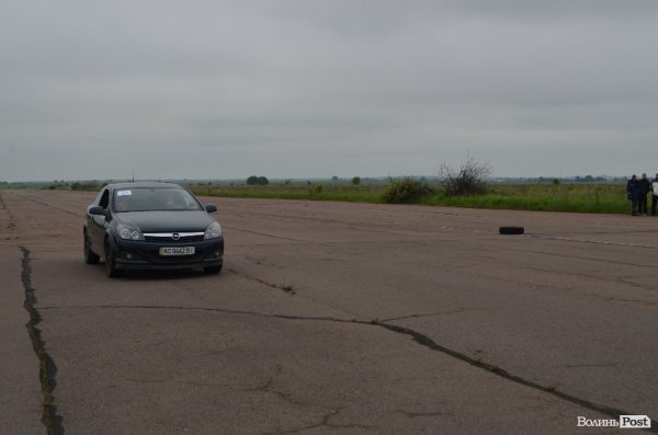 Під Луцьком визначили переможця з дрег-рейсінгу. ФОТО