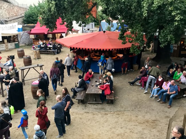 «Нотатки мандрівниці» Анастасії Лазуки: середньовічний фестиваль «Отто фест» у Магдебурзі