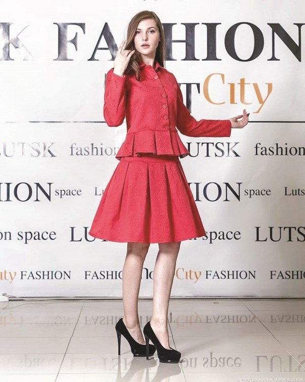 «Не можу змінити колір волосся, підстригтися чи набрати зайвий кілограм», - луцька модель про особливості професії