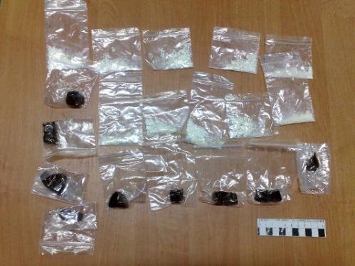 Українське подружжя зловили на контрабанді гашишу. ФОТО