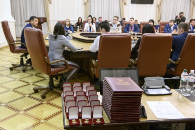 Студентка з Луцька отримала від уряду 50 тисяч. ФОТО