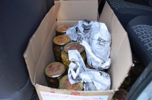 Волинські фермери зібрали харчі для «Правого сектору». ФОТО