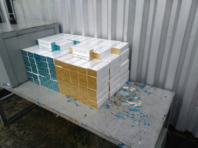 Луцькі прикордонники затримали «нафаршировану» контрабандою автівку. ФОТО