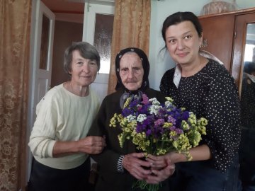 Довгожителька з Волині відсвяткувала 102-річчя. ФОТО