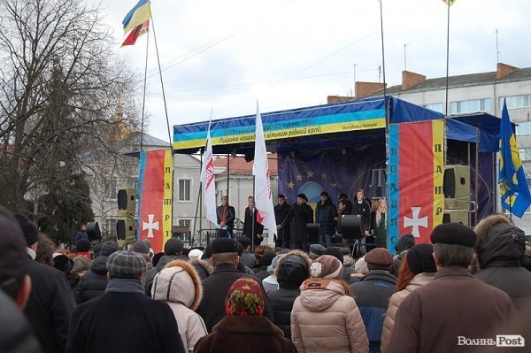 Тисяча лучан сказала «ні» політичним репресіям. ФОТО