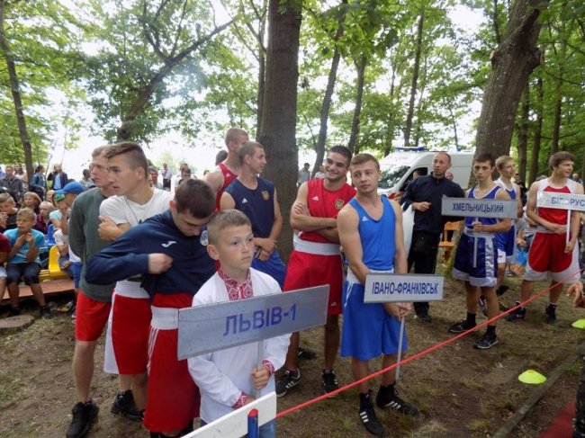 У Любешові відбувся боксерський турнір, присвячений пам'яті Ігоря Єремєєва. ФОТО. ВІДЕО