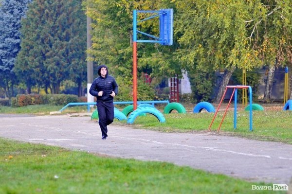 Луцьк. Ранок. Парк. Лучани. ФОТО