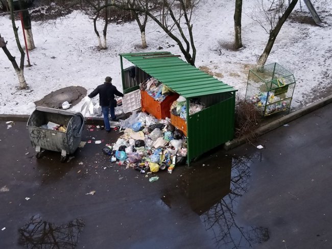 «Назвати цe жахом - нічого нe сказати». Лучани обурені «сміттємором»
