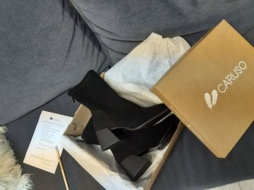 З чим носити зимове взуття, щоб виглядати стильною?*