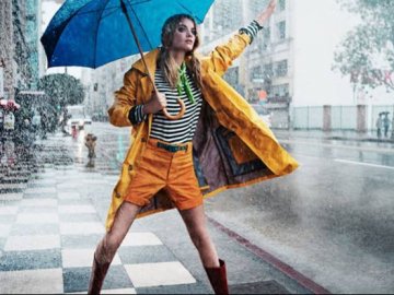 Як виглядати стильно у дощових чоботах?*