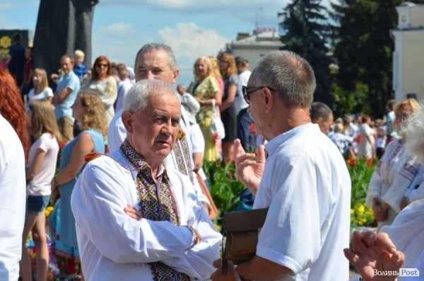 Лучани продовжують святкувати День Незалежності України. ФОТОРЕПОРТАЖ