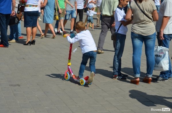 Лучани продовжують святкувати День Незалежності України. ФОТОРЕПОРТАЖ