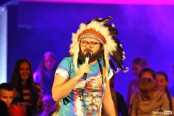 Концерт на «Міс принцеса України» в Луцьку: «А.Р.М.І.Я.», «Дзідзьо», діти