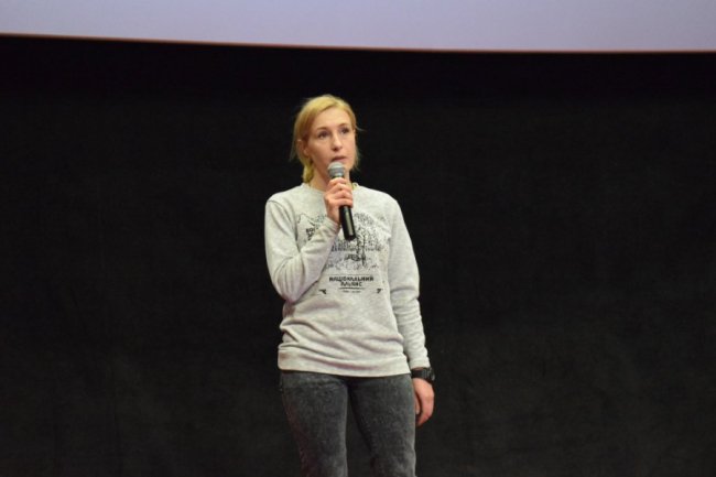 Весь зал плакав і мовчав: у Луцьку показали фільм про жінок на війні «Невидимий батальйон»