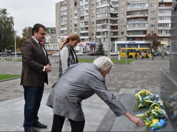 Лучани вшанували пам'ять Михайла Грушевського. ФОТО