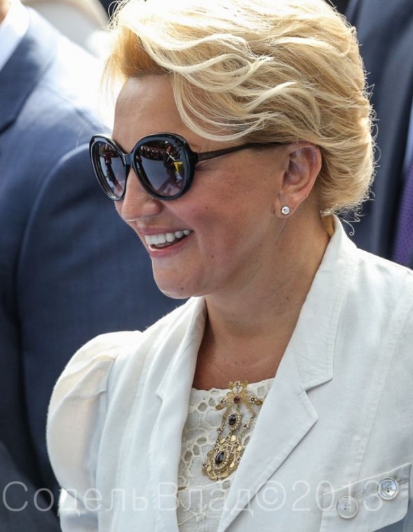 Міністр охорони здоров'я України -  Раїса Богатирьова