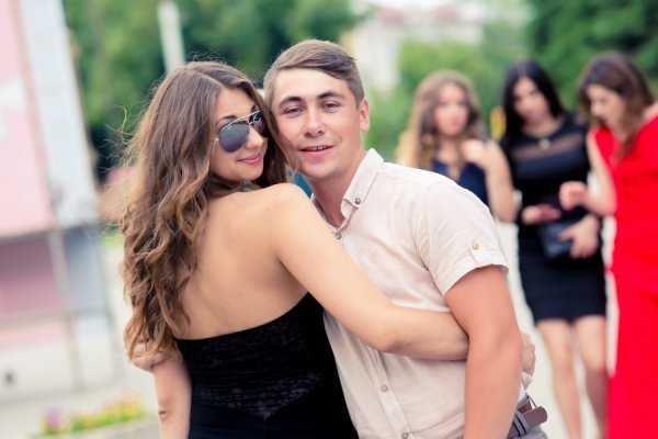 Красуні-журналістки: у Луцьку журфак відгуляв випускний. ФОТО