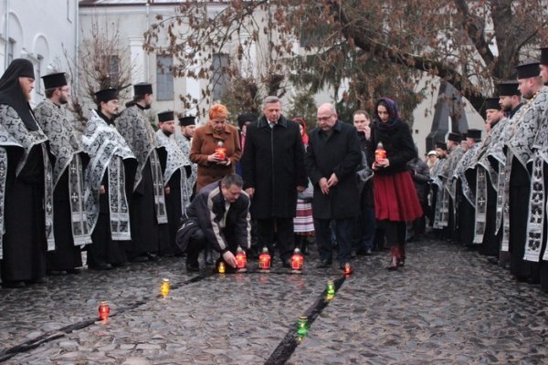 У Луцьку вшанували пам’ять жертв голодомору