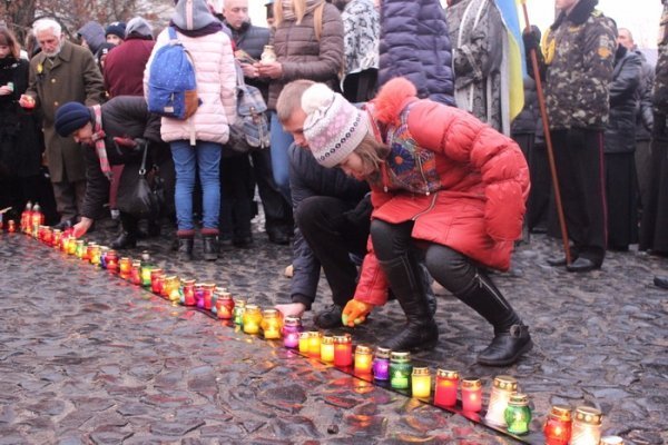 У Луцьку вшанували пам’ять жертв голодомору