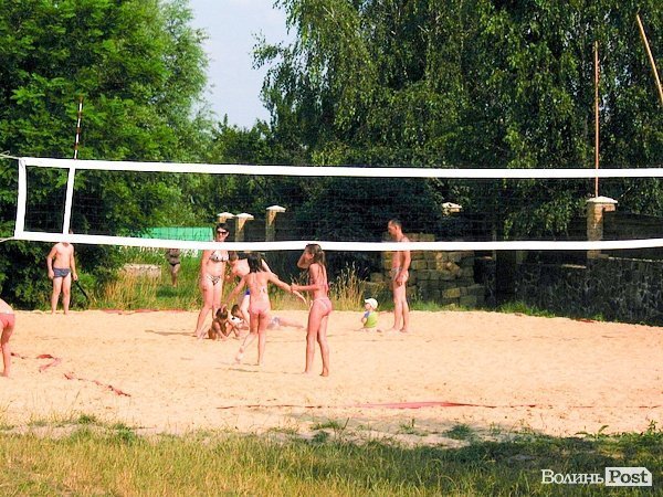 Відпочинок під Луцьком. Озерце. ФОТО 