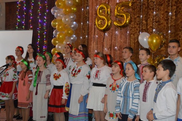 У Ковелі школа відзначила 85-річчя. ФОТО