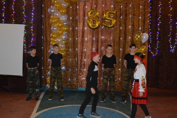 У Ковелі школа відзначила 85-річчя. ФОТО