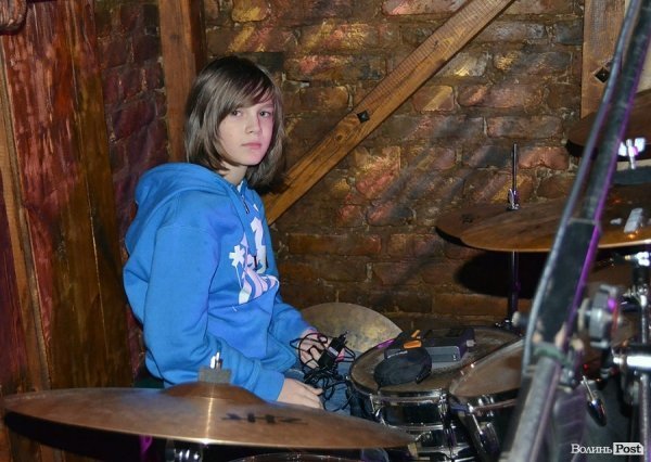 Луцькі музиканти влаштували рок-вечорниці. ФОТО