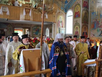 Митрополит Михаїл очолив святкову службу у селі поблизу Луцька. ФОТО