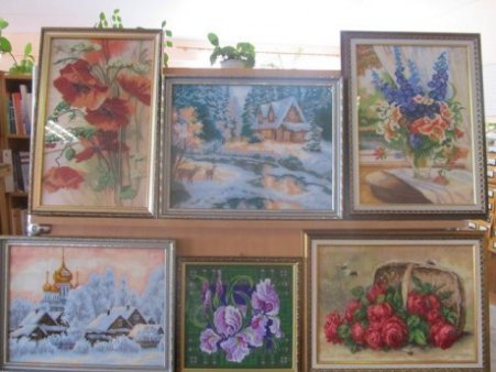 Волинська медсестра створює шедеври із бісеру і ниток