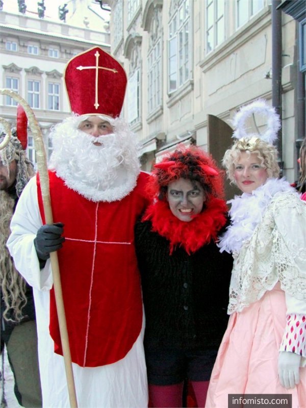 Як виглядає «Святий Миколай» у різних країнах світу. ФОТО