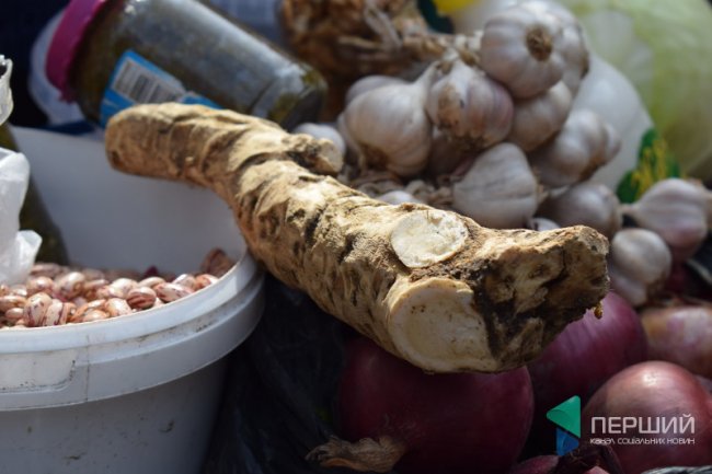 Скільки лучанам коштуватиме великодній кошик