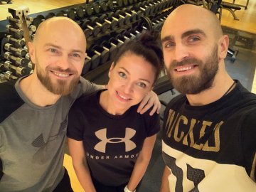 Зірковий тренер з Волині провів ранкове тренування з Владом Ямою. ВІДЕО