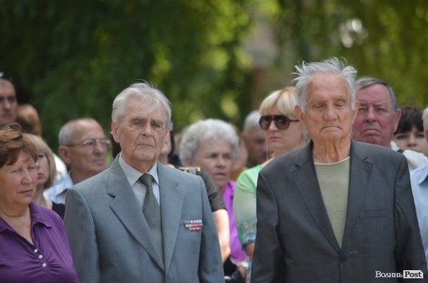 У Луцьку вшанували пам'ять жертв війни. ФОТО