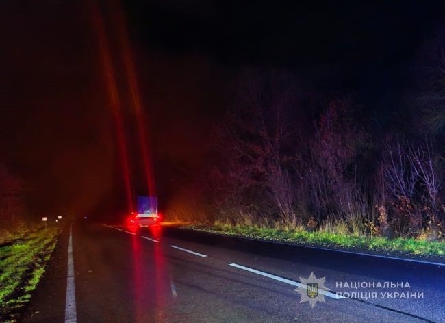 Біля Луцька водій авто на смерть збив 39-річного пішохода