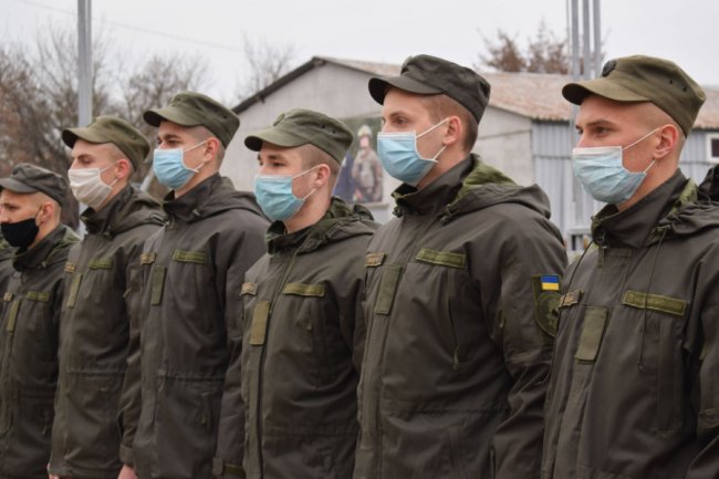 «Тут гартують справжніх воїнів»: луцькі нацгвардійці відзначили «дембель»