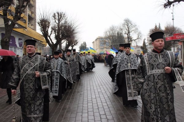 У Луцьку вшанували пам’ять жертв голодомору