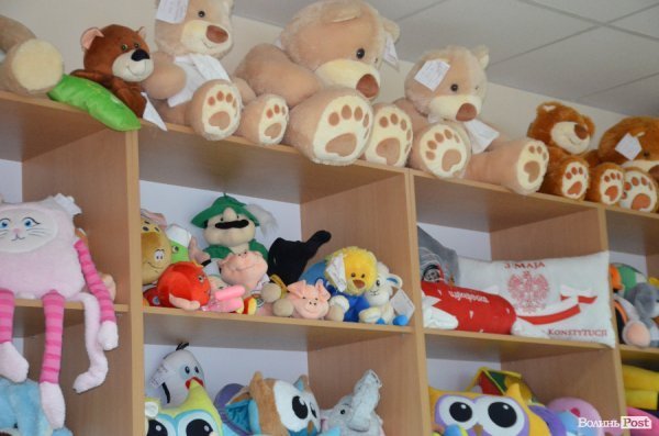 Безпека та якість: луцька фабрика показала, як виготовляє іграшки