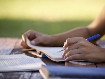 Як оцінюватимуть учнів під час війни? Пояснення