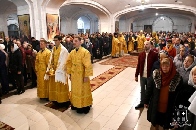 У кафедральному соборі Луцька молилися за мир в Україні. ФОТО