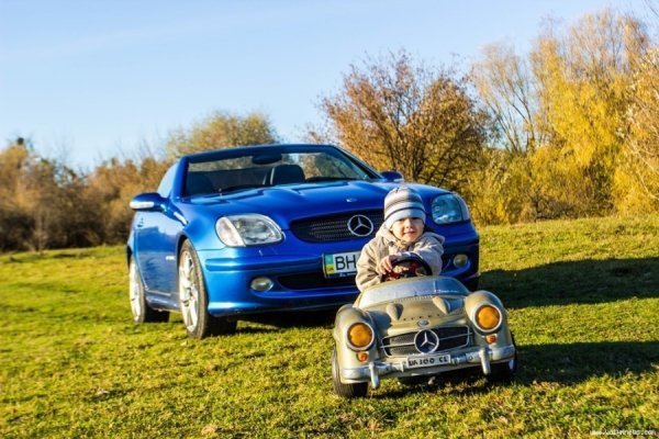 «Mercedes-тусовка» в Луцьку. ФОТО 