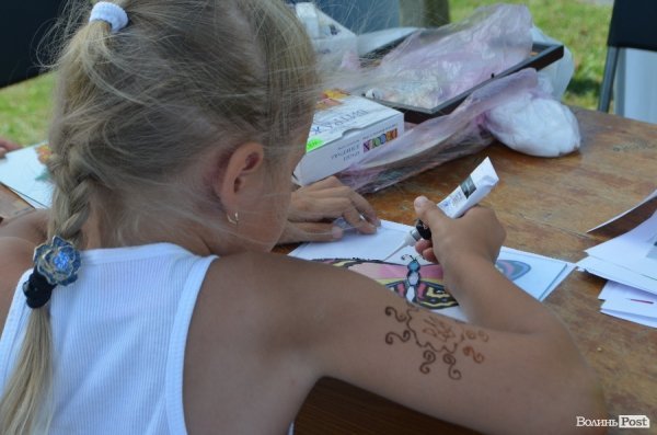 Маленькі патріоти також «фестивалили» на «Бандерштаті»