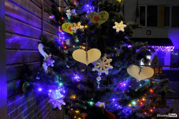 Луцьк напередодні Нового Року: як прикрасили місто