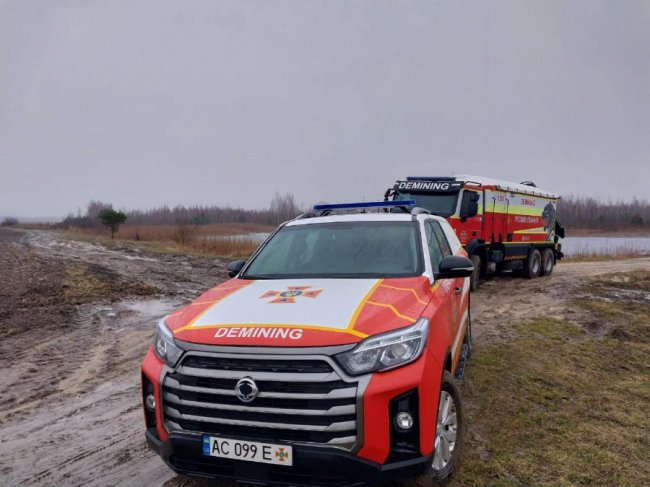 На Волині під час розширення дороги знайшли боєприпаси часів Другої світової війни