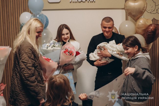 Боєць з Волині встиг приїхати з передової на народження первістка. ФОТО