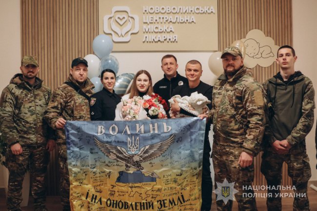 Боєць з Волині встиг приїхати з передової на народження первістка. ФОТО