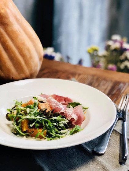 Осіннє меню: чим і за скільки поласувати у луцьких закладах