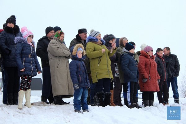 Крижана купіль: як пірнали на Водохреще у Поромівській громаді