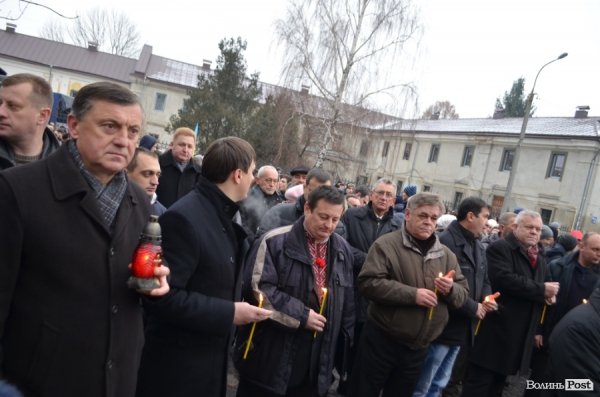 У Луцьку вшанували пам'ять жертв голодоморів. ФОТО